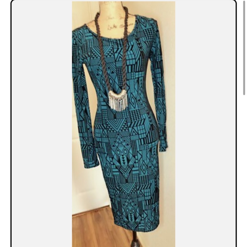 Black and Green Velvet Dress - Small